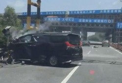 南昌爆料车祸新闻视频,多车连环相撞！
