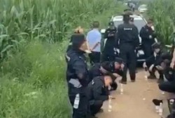 襄阳警察抓捕爆料视频最新,抓捕行动全程曝光！