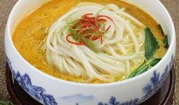 米线熬高汤爆料视频教程,视频教程教你轻松掌握高汤熬制技巧